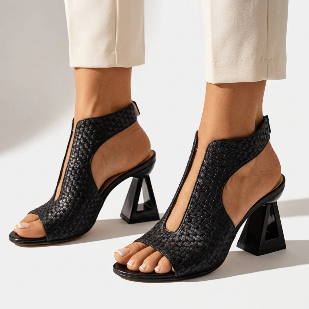 Rebeca - Magassarkú szandál