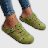Clara | Wildleder-Mules mit offenen Riemen und Schnalle