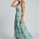 Portia | Faltendes Halter-Soft-Blumenmuster-Midikleid