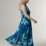 Sylin | Gathered Halter Midi Kleid