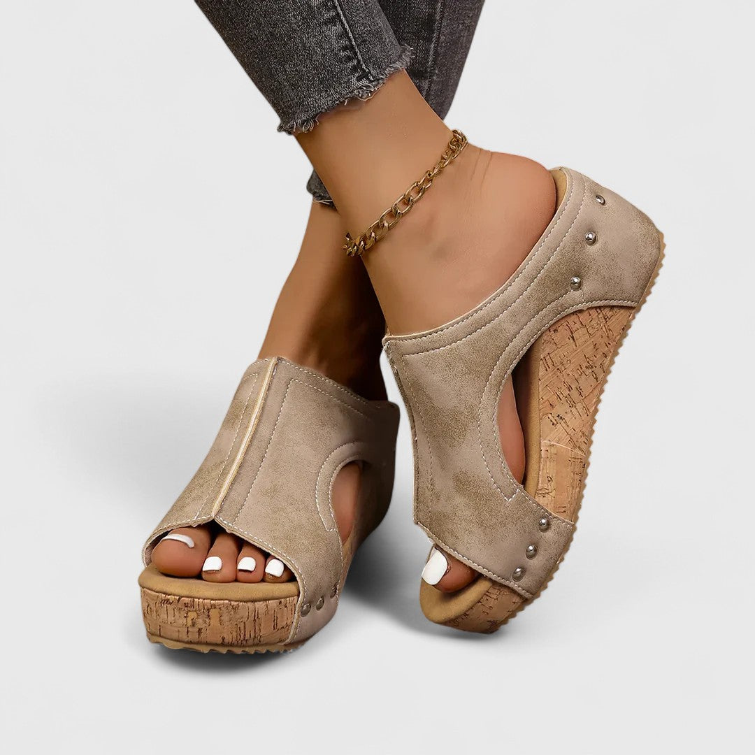 Marigo - Ortopéd platform szandál, elegáns design