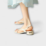 Evelyn - Elegante Flache Sandalen Minna mit Raffiniertem Finish