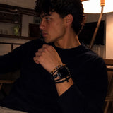 Caleb - Vegán szintetikus bőr karkötő Apple Watch-hoz, többsoros dizájnnal és állítható zárral