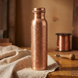ANNA GYOR 950 ml Gravírozott réz vizespalack